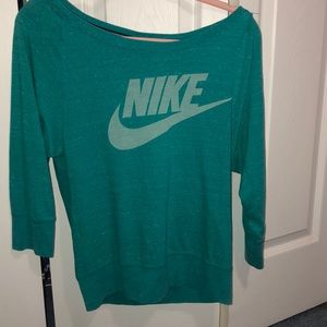 Loose Nike long sleeve